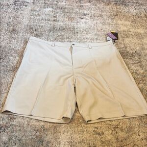 Men's Callaway golf shorts